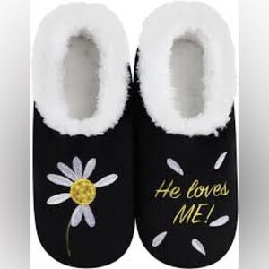 NWT Snoozies Pairables slipper socks “He Loves Me”